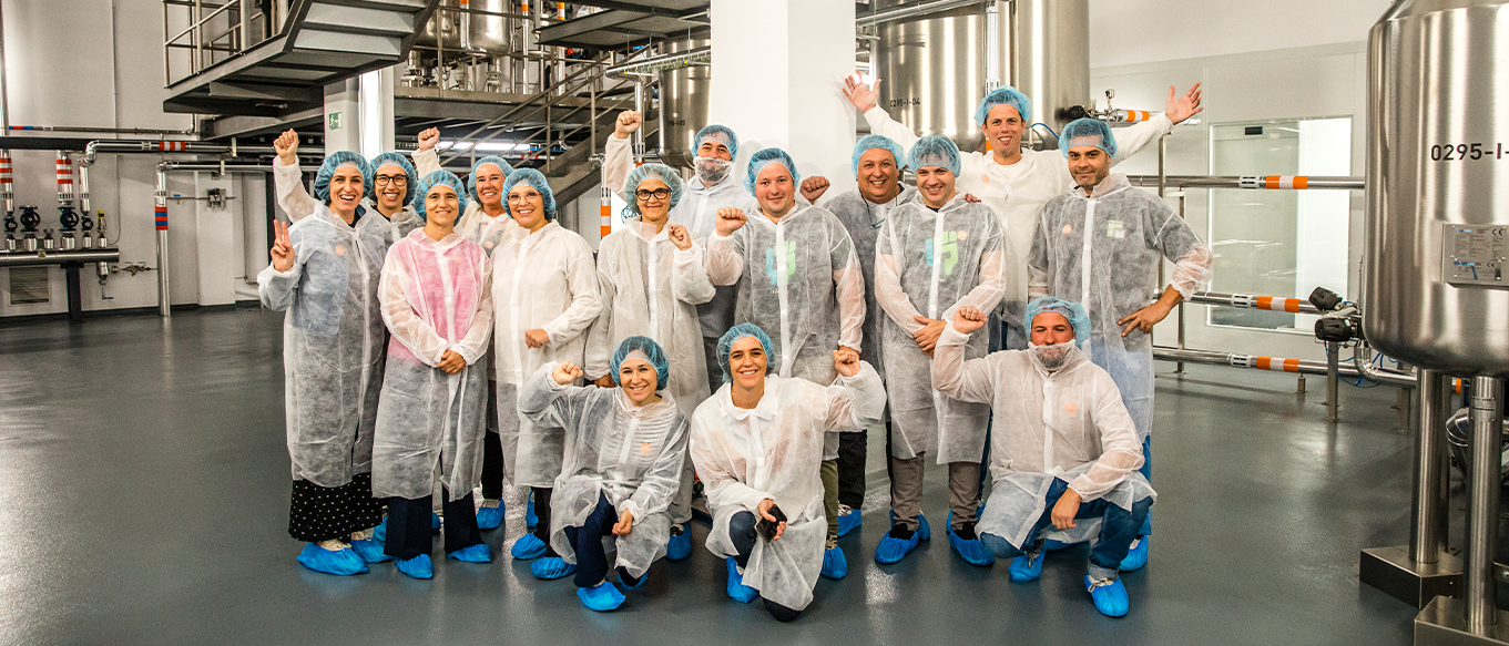 Team of professionals in the pharmaceutical production plant of the Ferrer Group.