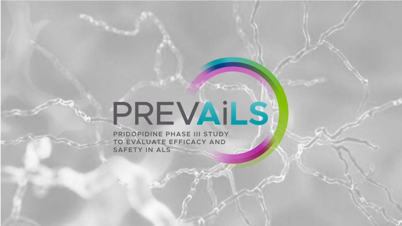 Logo del estudio clínico "PREVAILS" sobre fondo gris con ramificaciones neuronales, acompañado del texto descriptivo de la investigación sobre la eficacia y seguridad de la pridopidina en ELA.