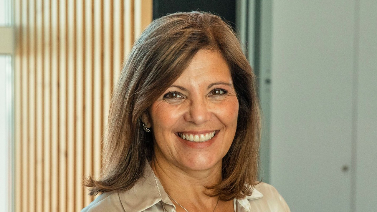 Retrat corporatiu d'Olga Insua, Chief Commercial Officer a Ferrer.
