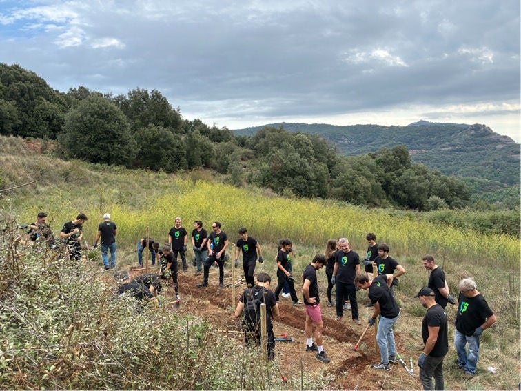 grupo personas en la montaña